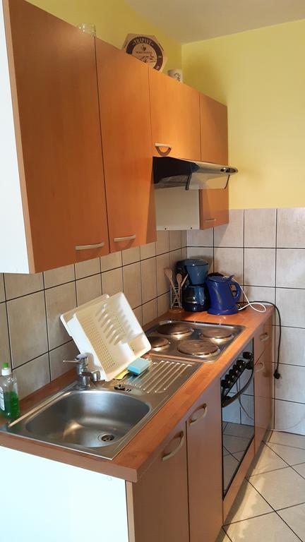 Apartment Krizanovic Malinska Exteriör bild